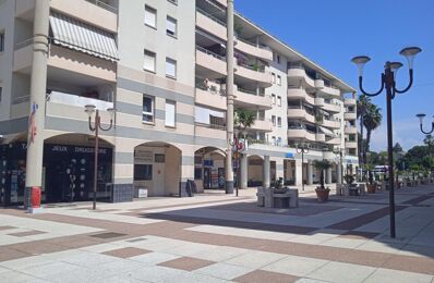 commerce  pièces 240 m2 à louer à Antibes (06600)