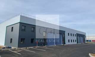 Commerce  1472 m² à louer à Saint-Vulbas (01150)