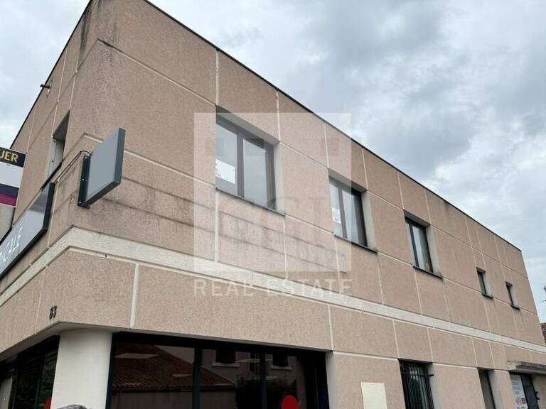 BUREAUX à LOUER — photo 1