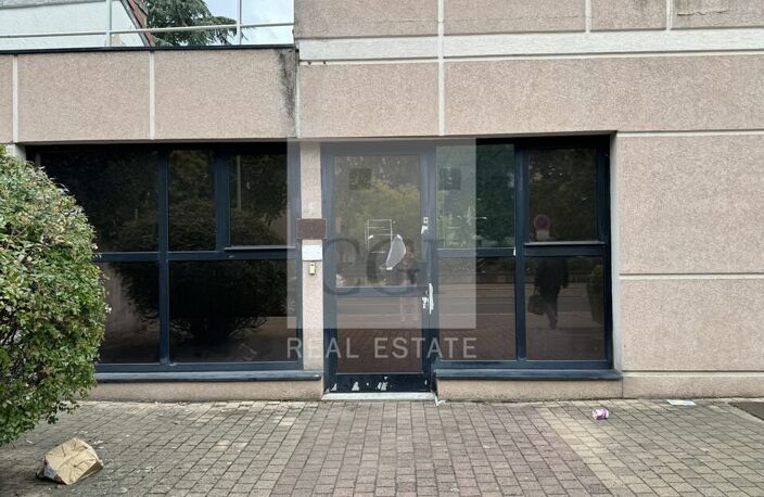 BUREAUX à LOUER — photo 5