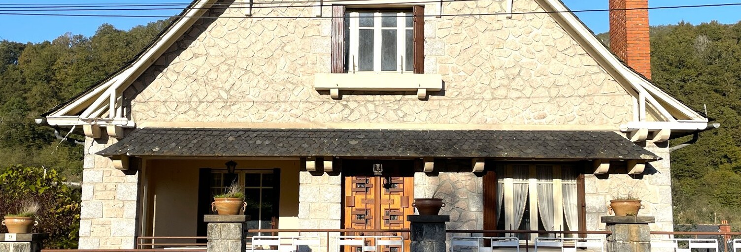 Maison 8 Pièces 212 m² à vendre à Entraygues-sur-Truyère (12140)