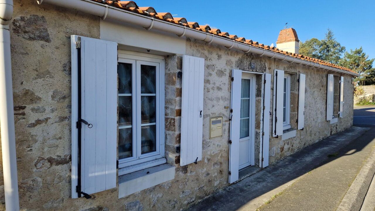 maison 2 pièces 63 m2 à vendre à Beaulieu-sous-la-Roche (85190)