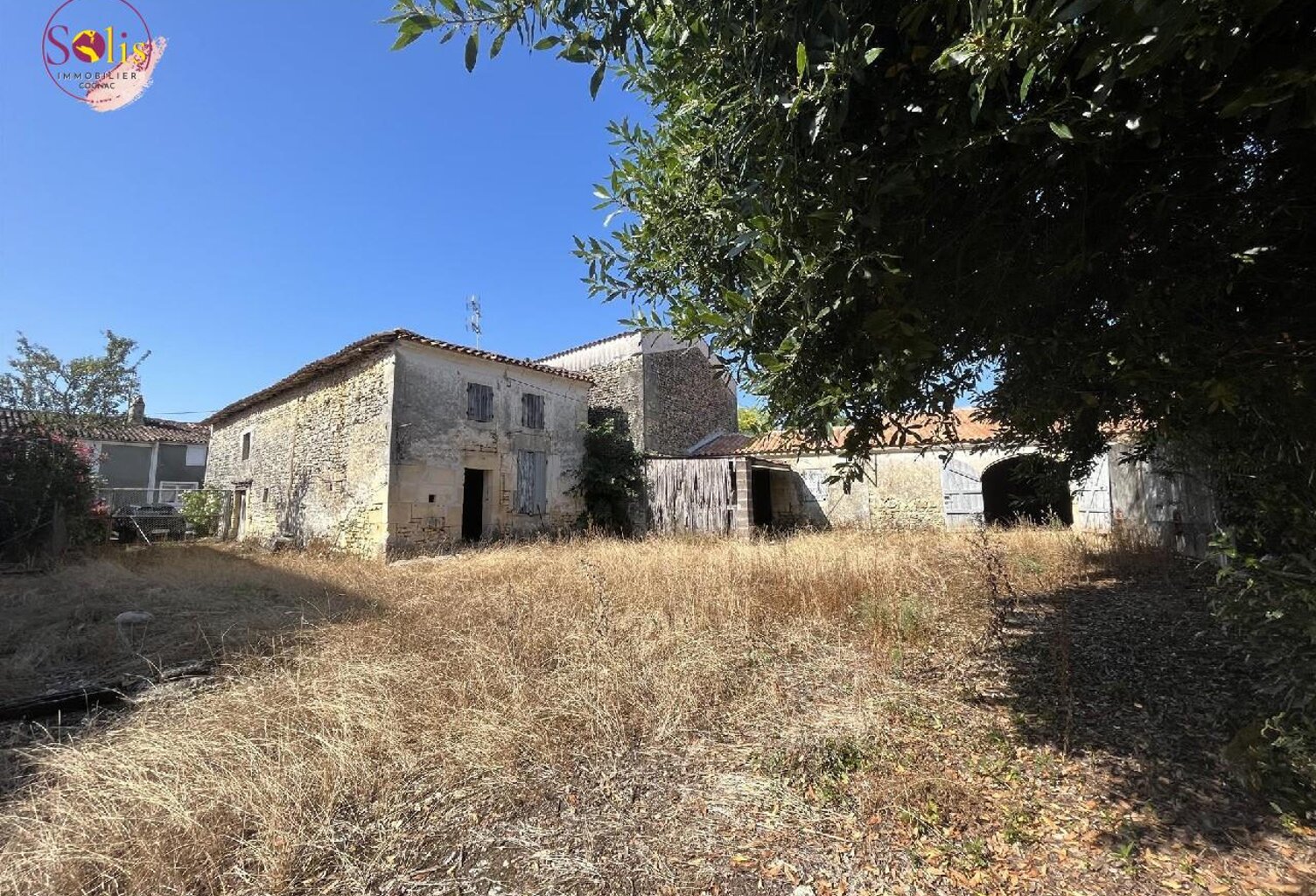 Vente maison 4 pièces 158 m² Burie (17770) — photo 1