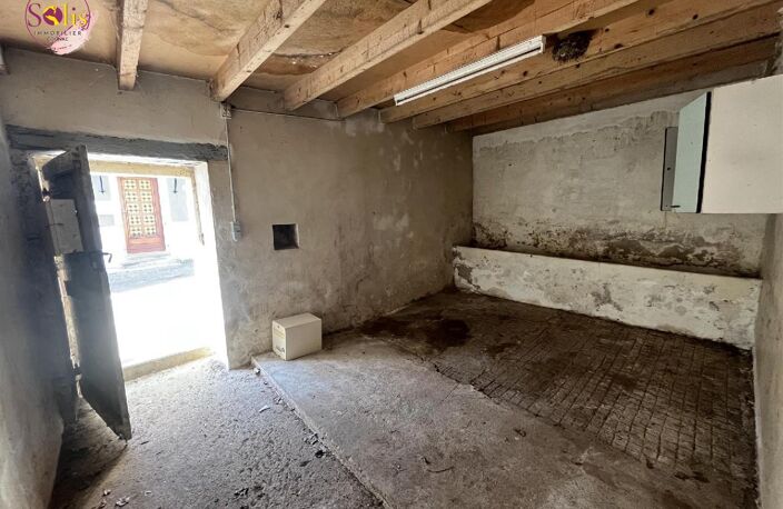 Vente maison 4 pièces 158 m² Burie (17770) — photo 3