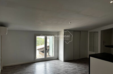 location appartement 630 € CC /mois à proximité de Lançon-Provence (13680)