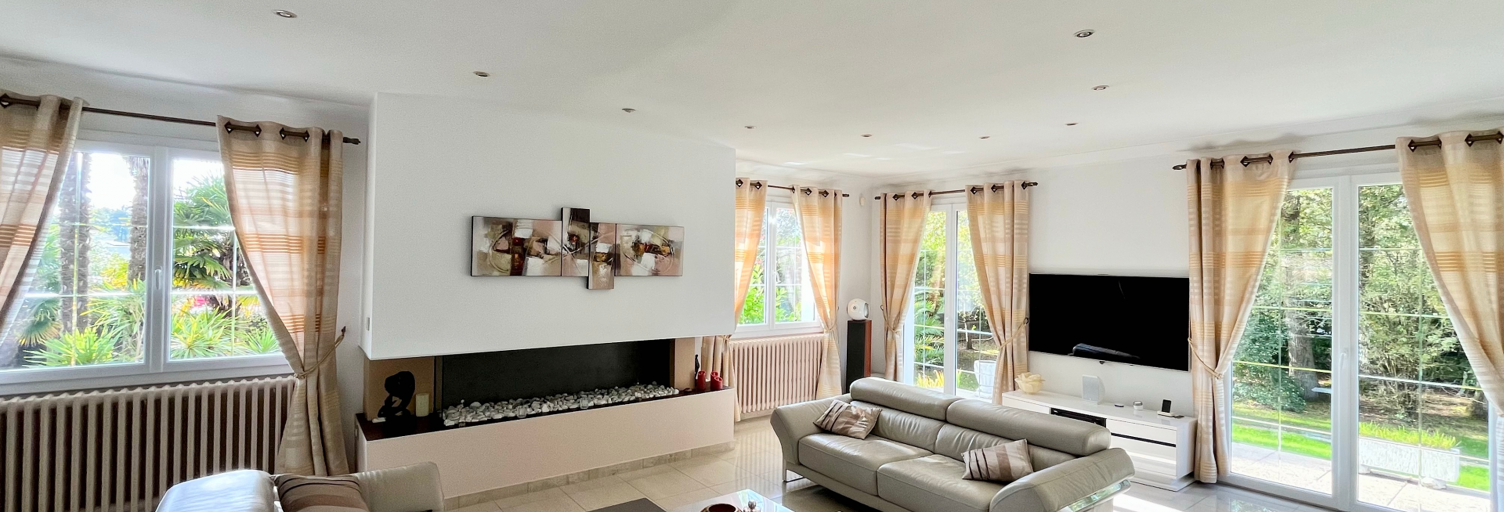 Maison 8 Pièces 187 m² à vendre à Challans (85300)