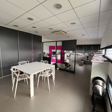 Bureau 2 pièces 60 m²