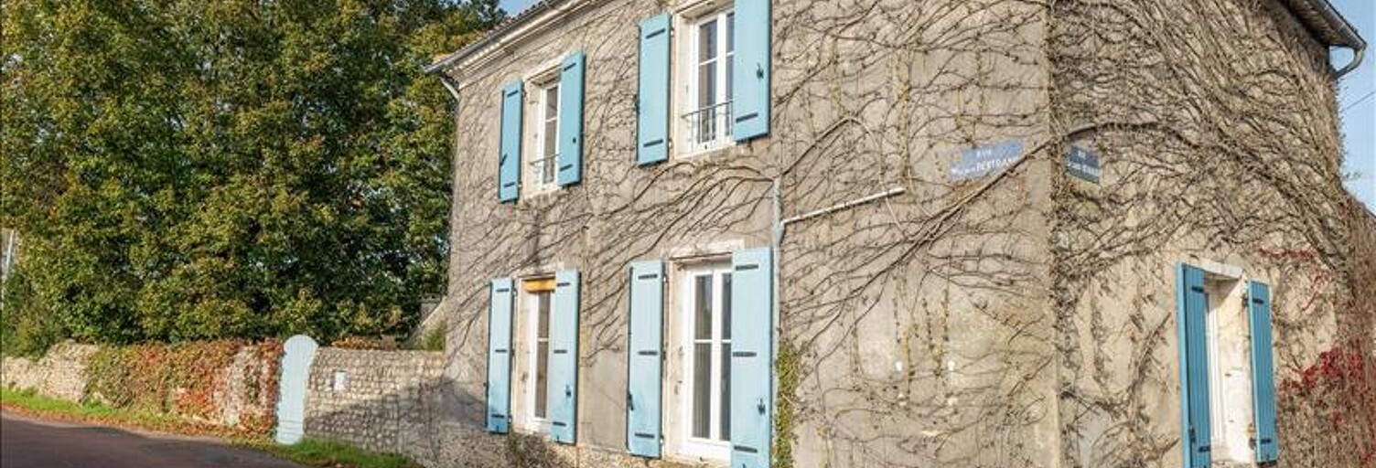 Maison 4 Pièces 108 m² à vendre à Saint-Just-Luzac (17320)
