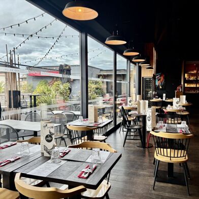 Commerce  1660000 €