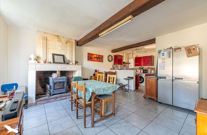 Maison en pierre de 4 pièces principales — photo 2