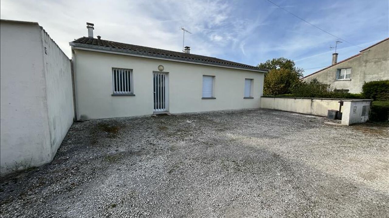 maison 4 pièces 142 m2 à vendre à Vœuil-Et-Giget (16400)