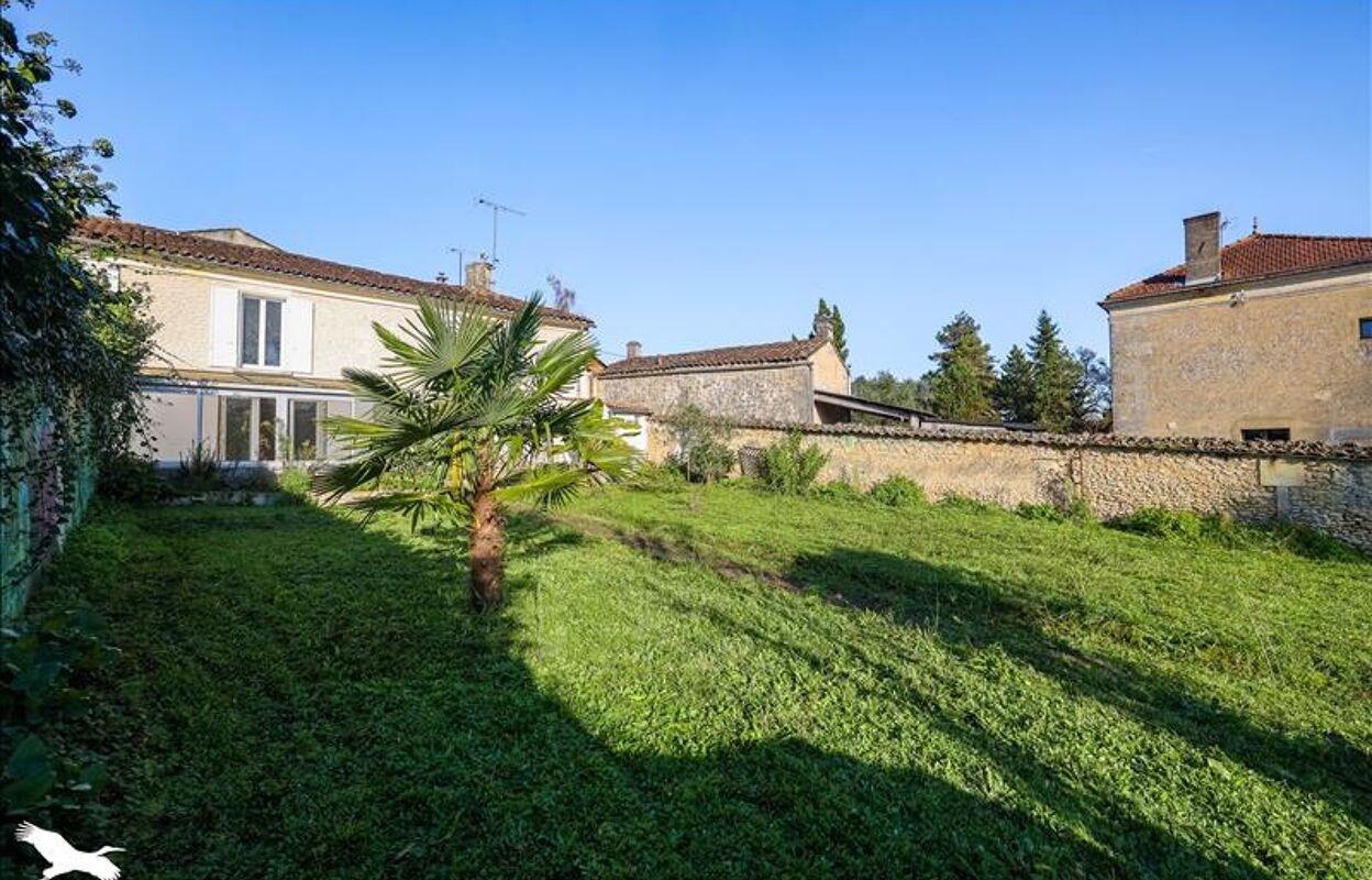 maison 6 pièces 178 m2 à vendre à Javrezac (16100)