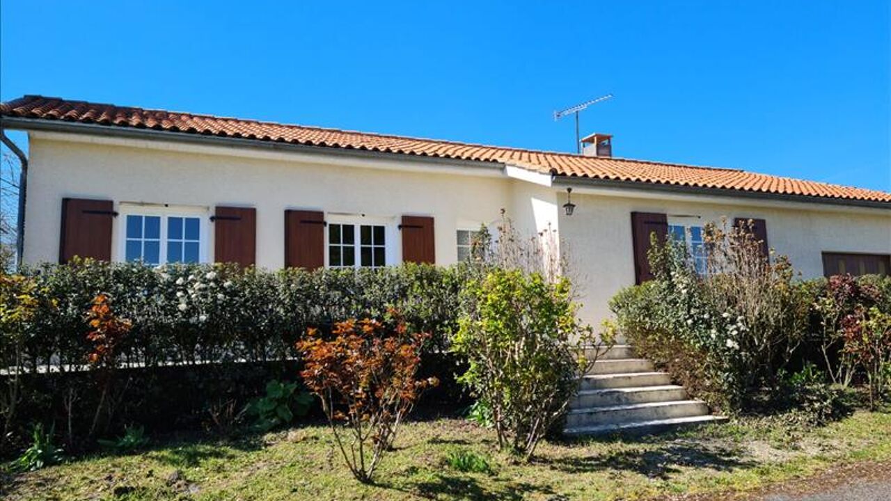 maison 5 pièces 110 m2 à vendre à Ronsenac (16320)