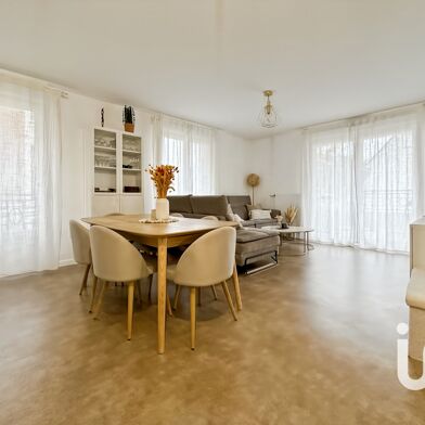 Appartement 4 pièces 283990 €