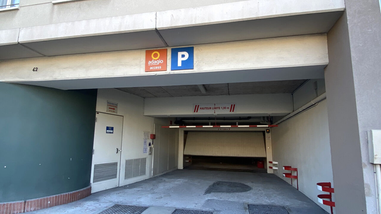 garage  pièces 12 m2 à vendre à Nice (06300)