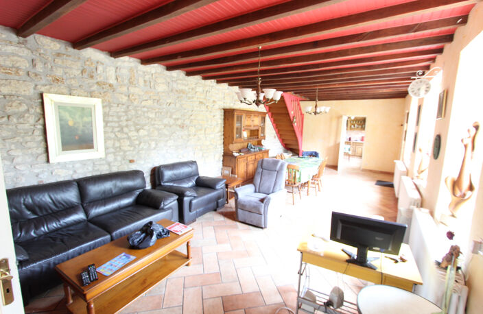 Une propriété de centre ville comprenant deux maisons à usag — photo 4