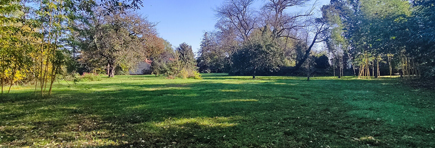 Terrain  1567 m² à vendre à Pamiers (09100)