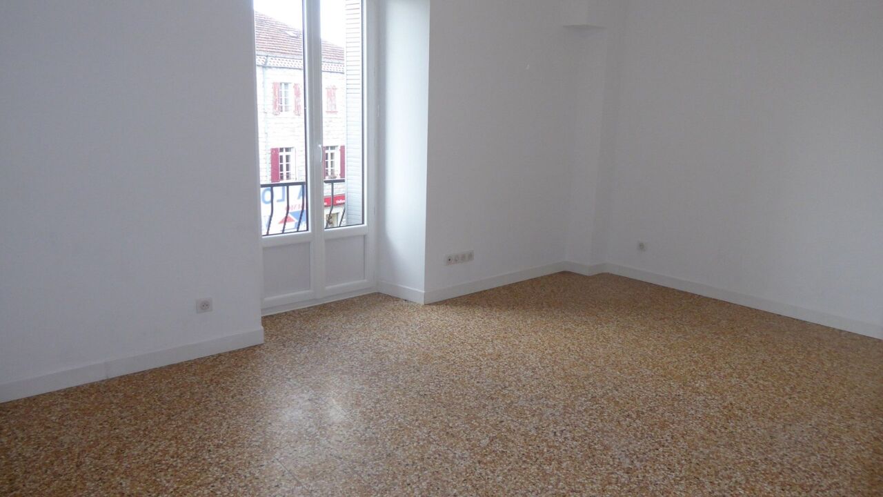 appartement 3 pièces 66 m2 à louer à Ruoms (07120)