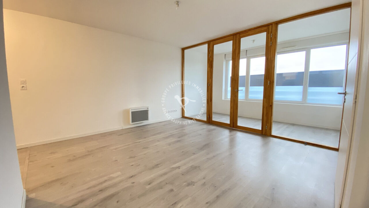 appartement 2 pièces 42 m2 à louer à Nantes (44300)