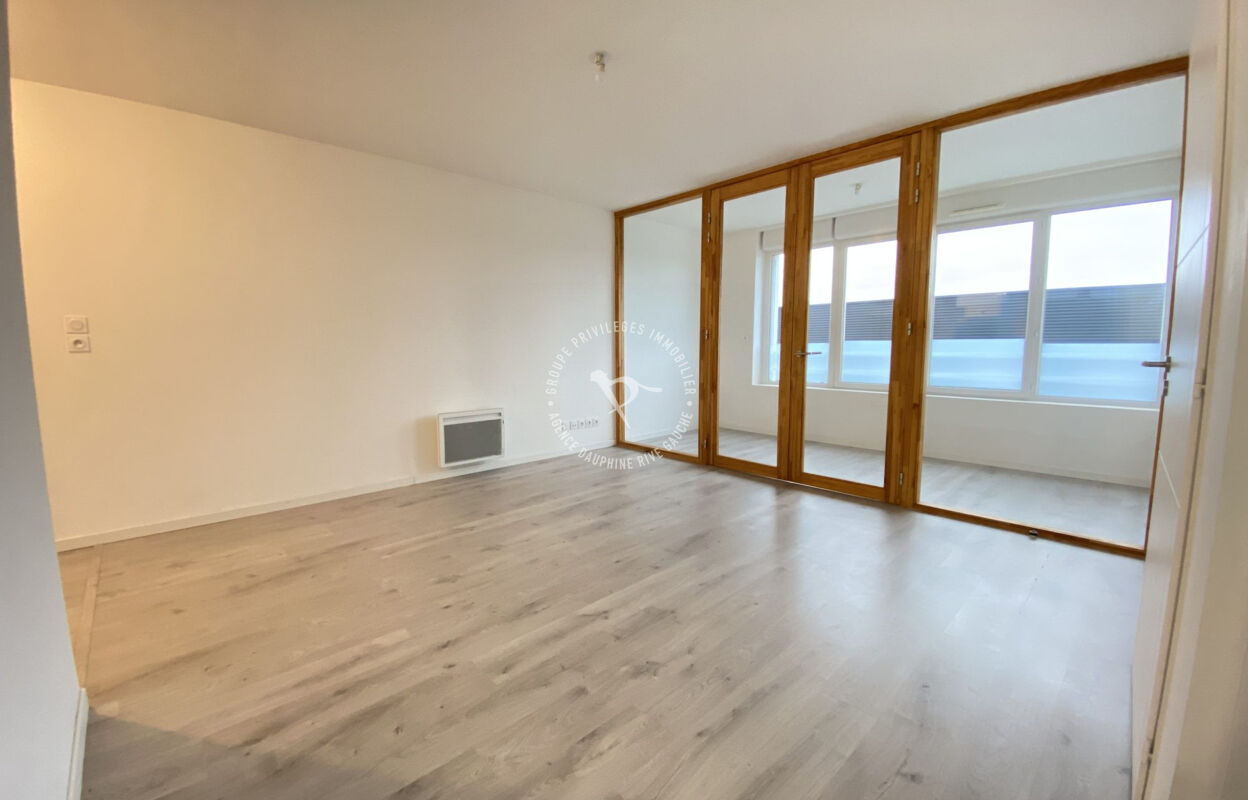 appartement 2 pièces 42 m2 à louer à Nantes (44300)