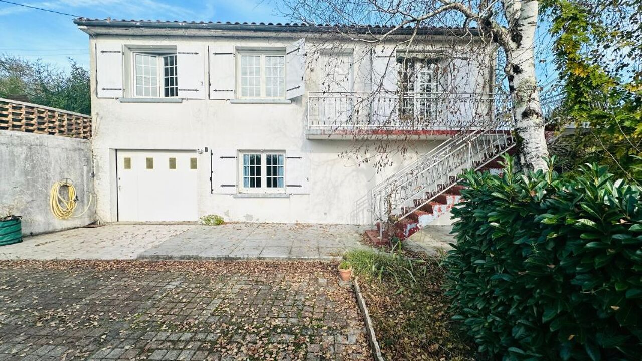 maison 5 pièces 111 m2 à vendre à Taillebourg (17350)