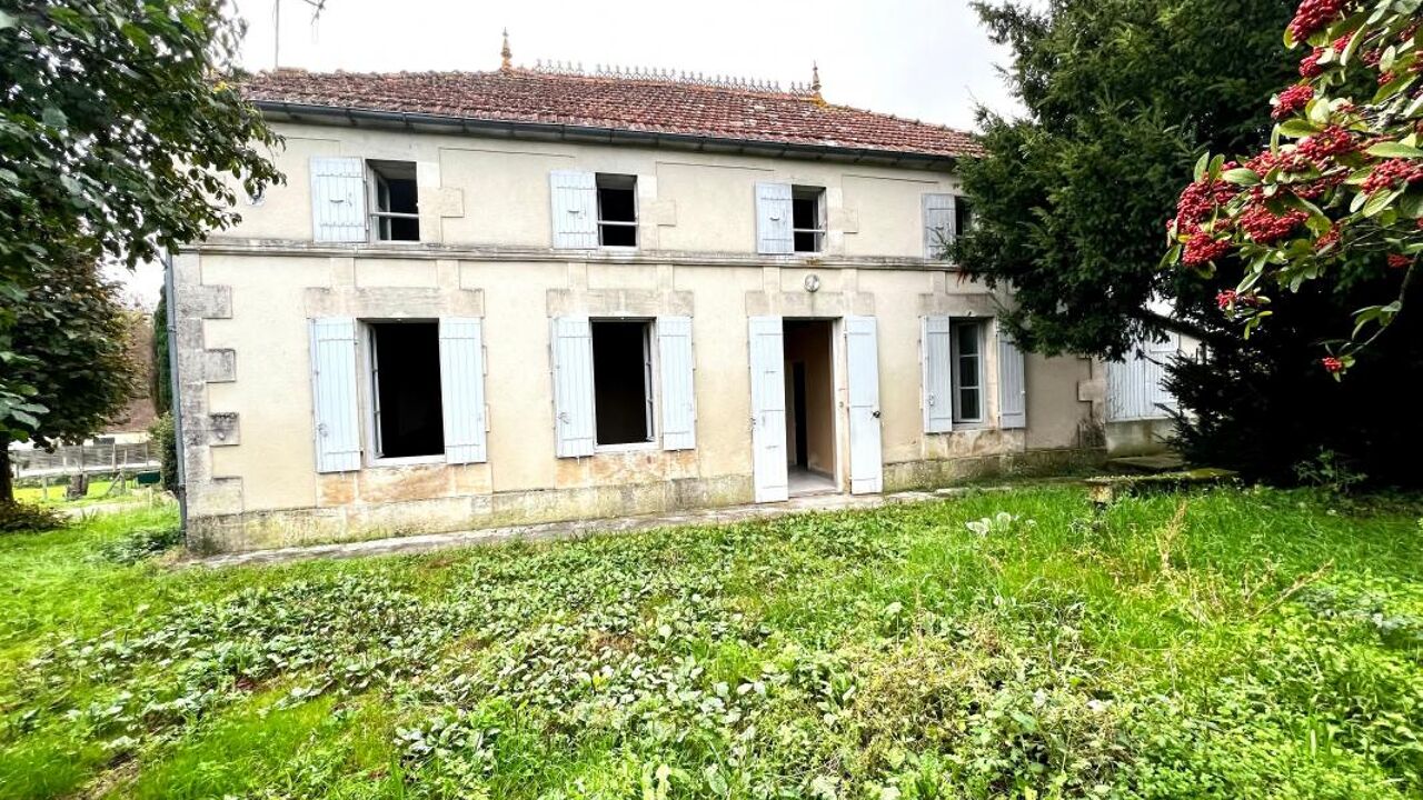 maison 5 pièces 116 m2 à vendre à Clion (17240)