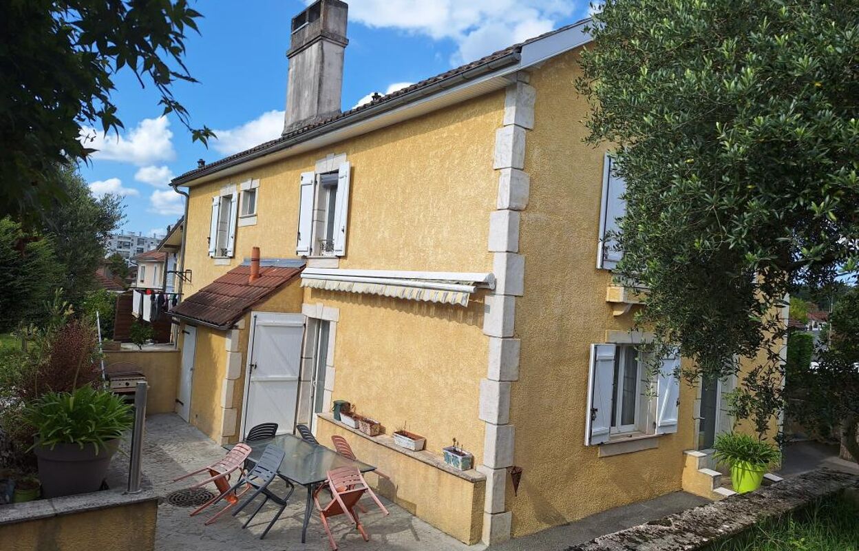 maison 6 pièces 180 m2 à vendre à Jurançon (64110)