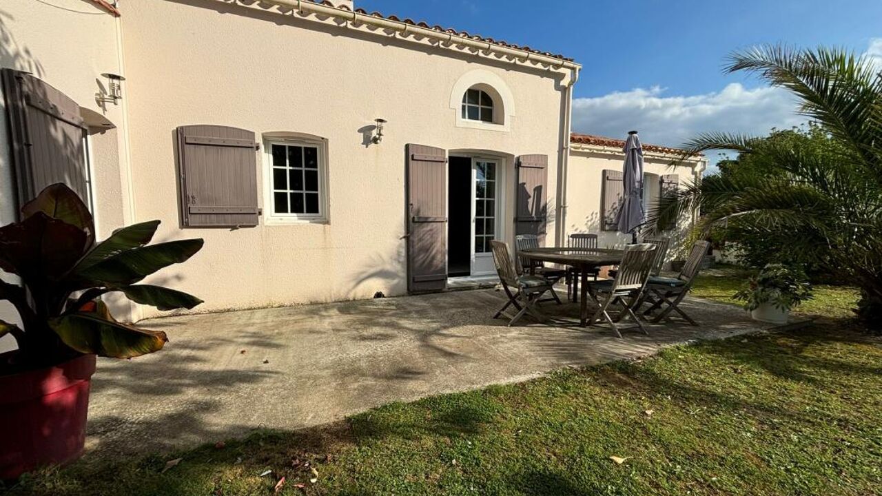 maison 5 pièces 144 m2 à vendre à La Roche-sur-Yon (85000)