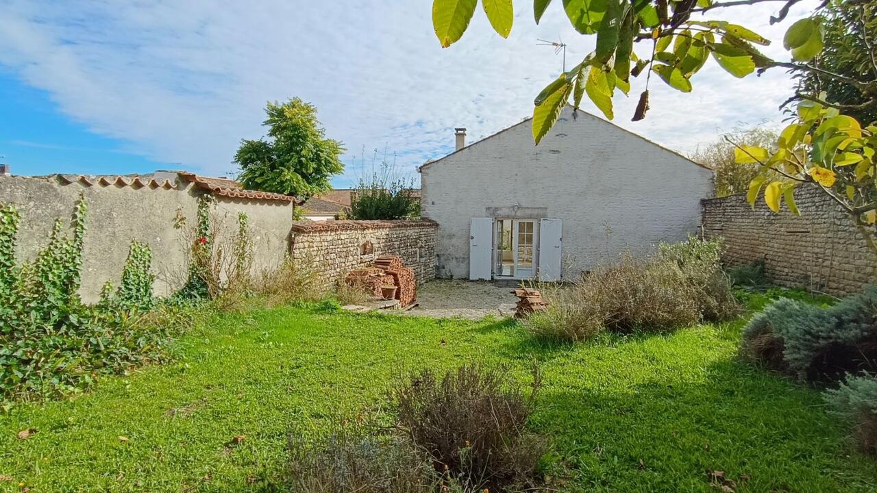 maison 3 pièces 90 m2 à vendre à Bernay-Saint-Martin (17330)