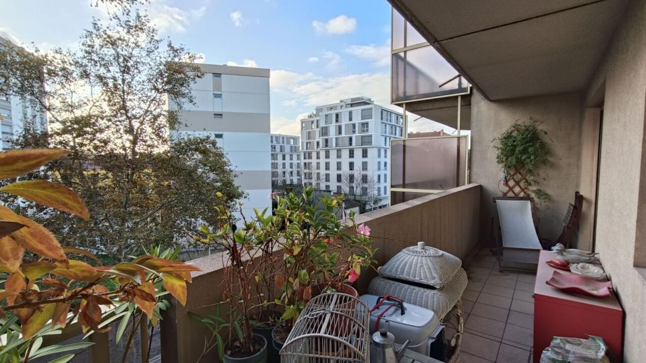 appartement 2 pièces 54 m2 à vendre à Lyon 7 (69007)