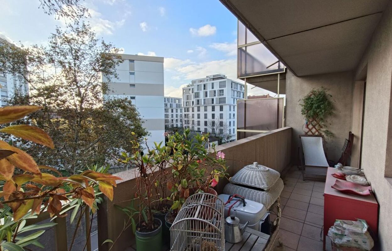 appartement 2 pièces 54 m2 à vendre à Lyon 7 (69007)