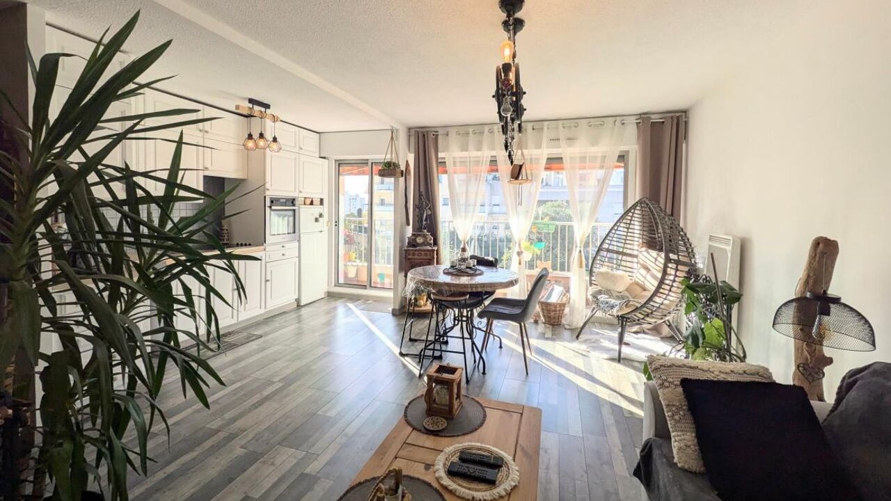 appartement 3 pièces 56 m2 à vendre à Toulon (83000)