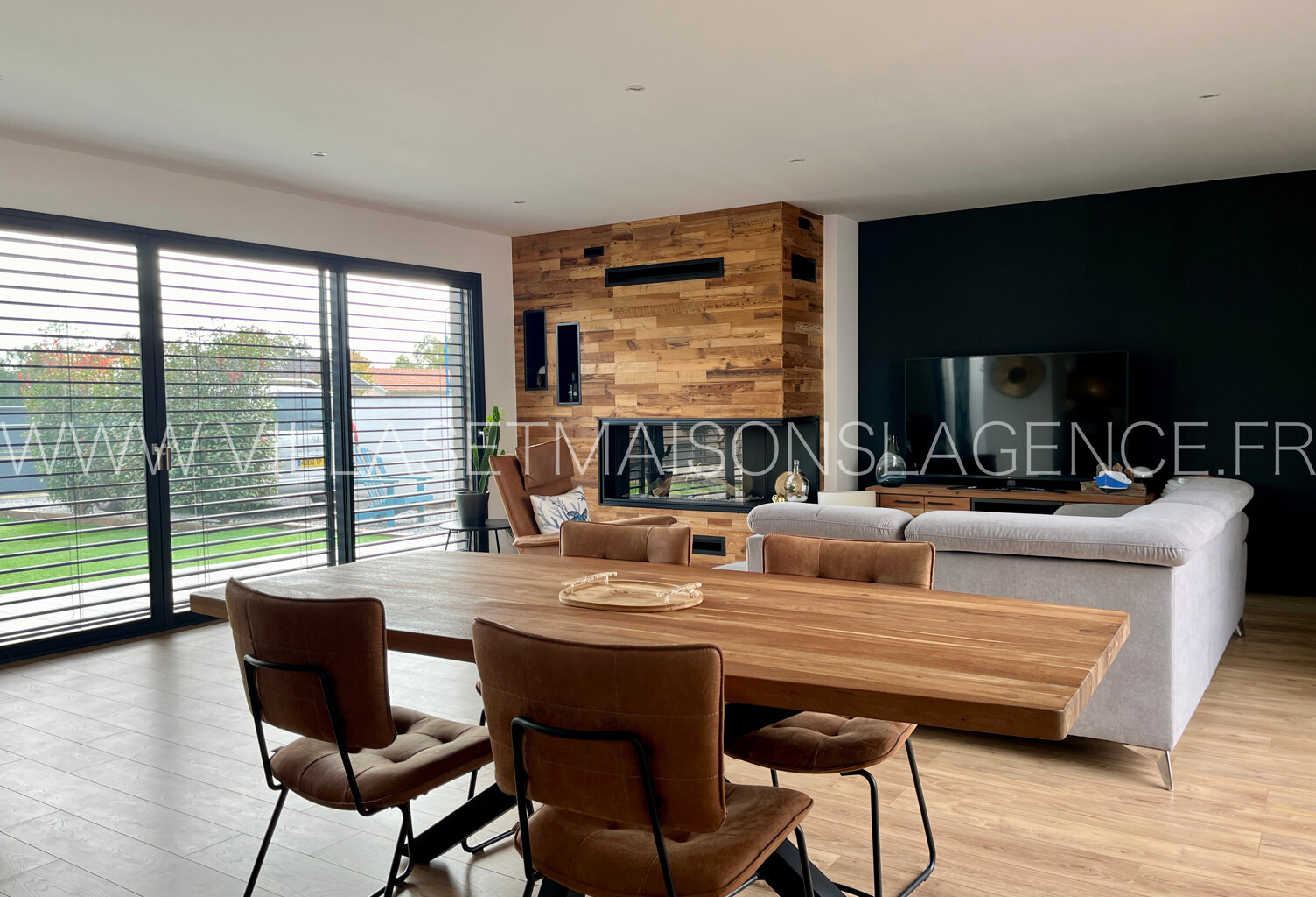 superbe contemporaine de plus de 130m² de plain-pied avec 3 c... — photo 1