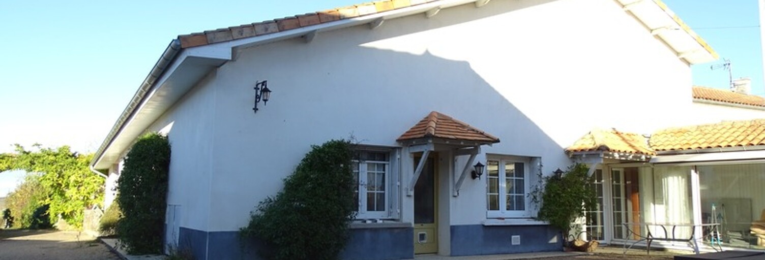 Maison 7 Pièces 252 m² à vendre à Rouillac (16170)