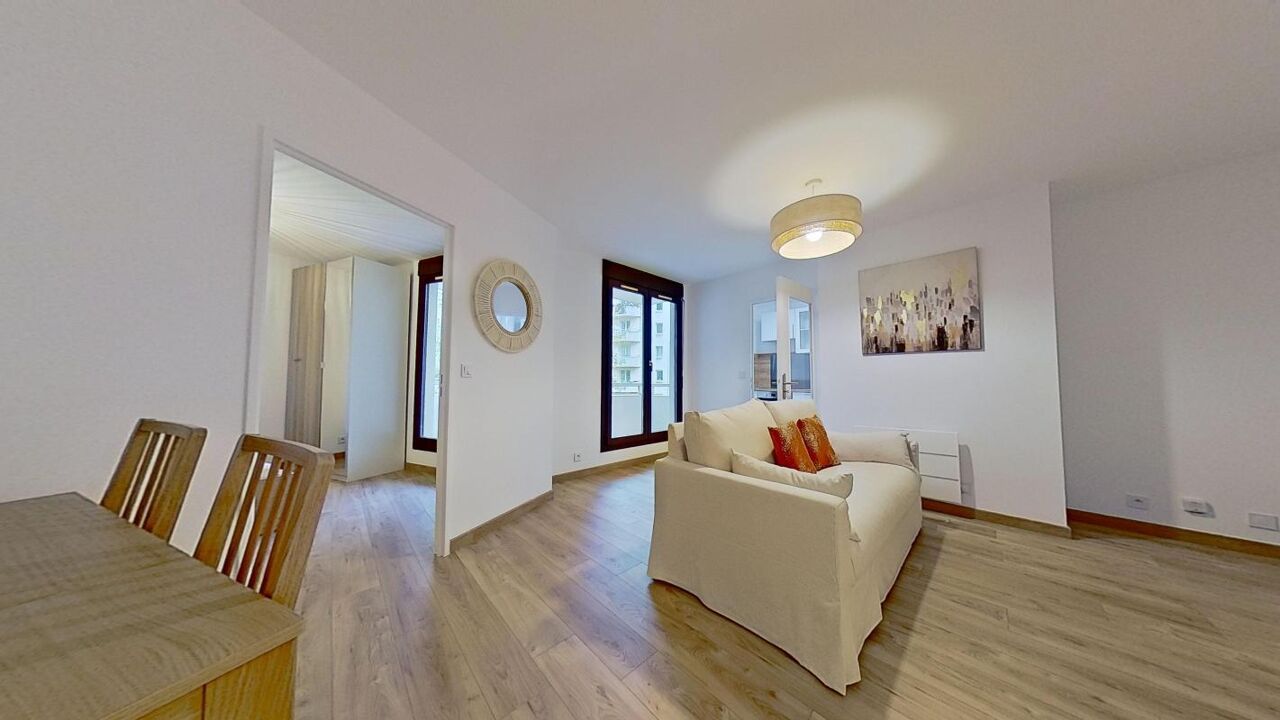 appartement 2 pièces 43 m2 à louer à Courbevoie (92400)