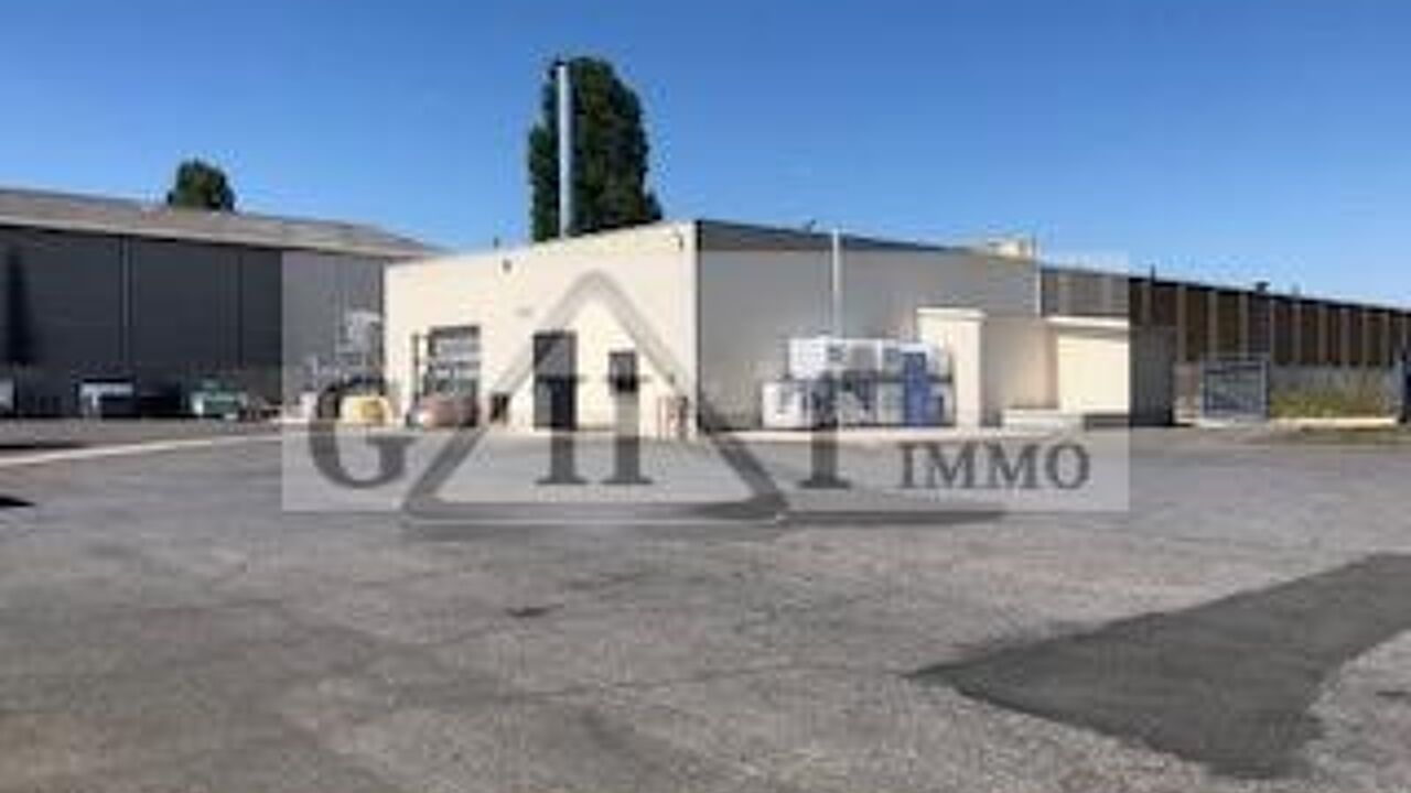 local industriel  pièces 4347 m2 à vendre à Gretz-Armainvilliers (77220)