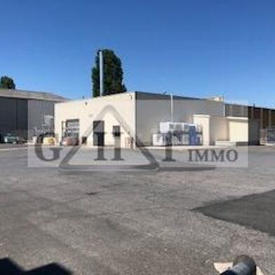 Local industriel 4347 m²