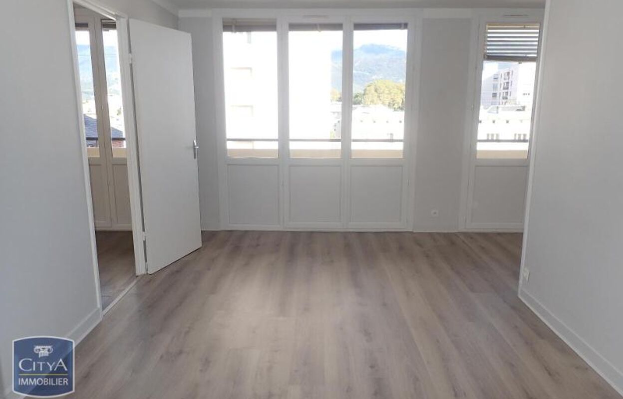 appartement 2 pièces 68 m2 à louer à Chambéry (73000)