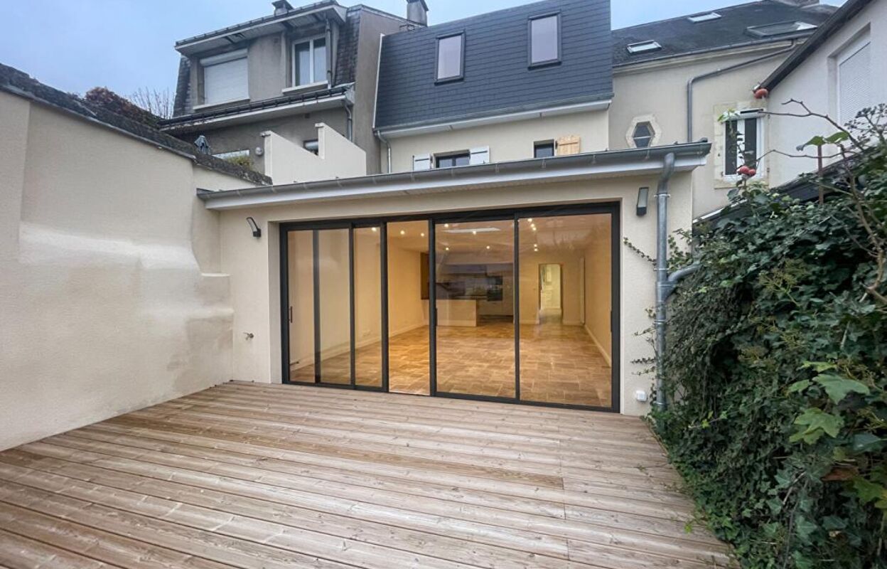 maison 5 pièces 151 m2 à vendre à Le Mans (72000)