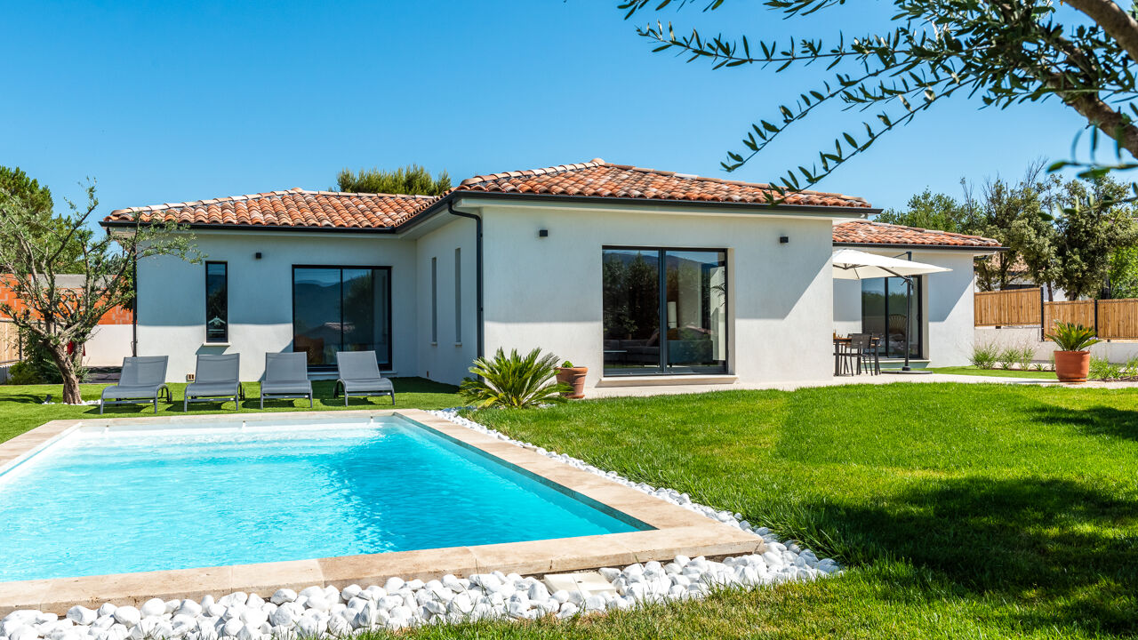 maison 4 pièces  m2 à vendre à Pierrefeu-du-Var (83390)