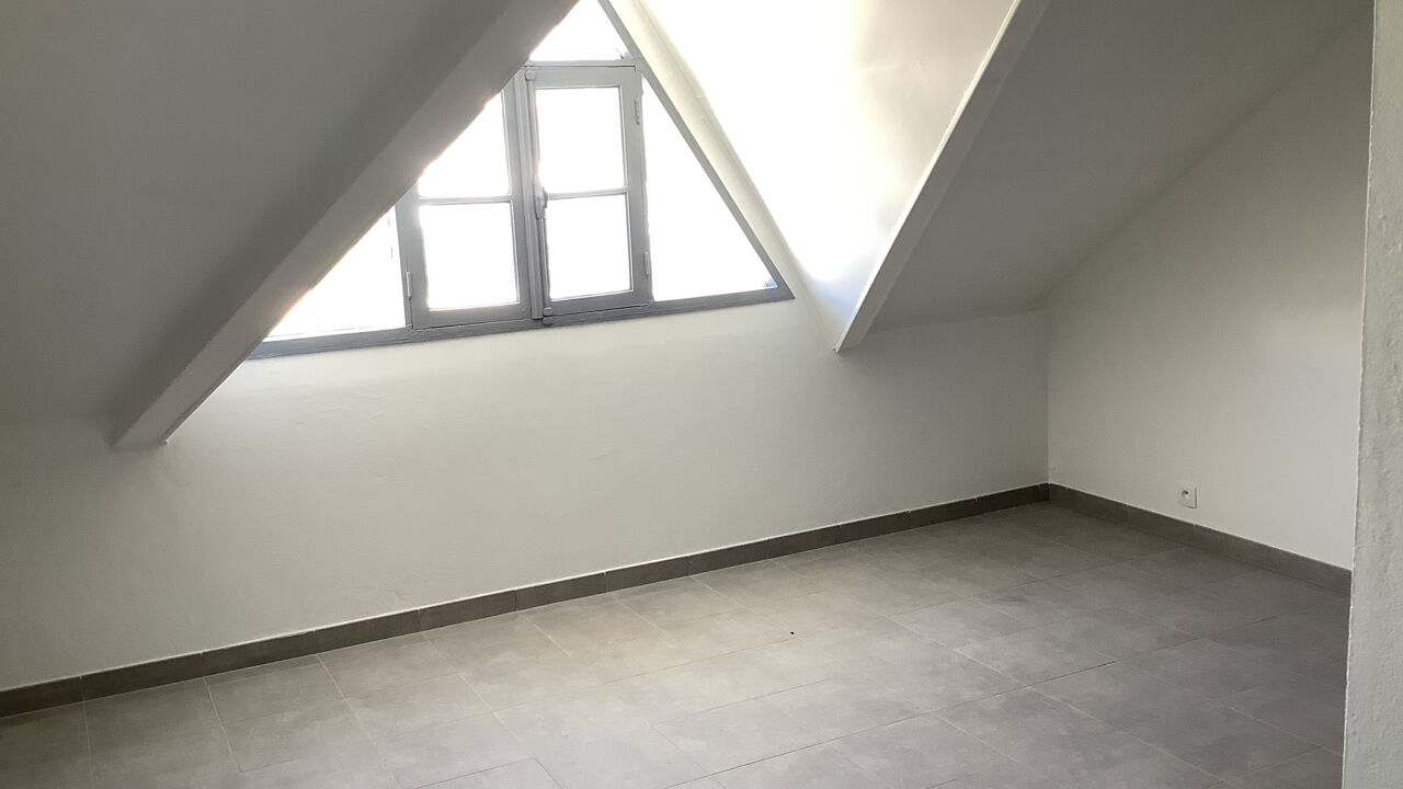 appartement 1 pièces 27 m2 à louer à Saint-Pierre (97410)