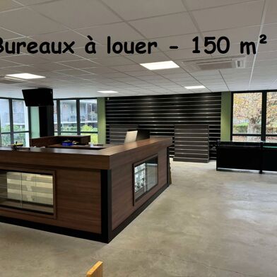 Commerce 2 pièces 2400 €