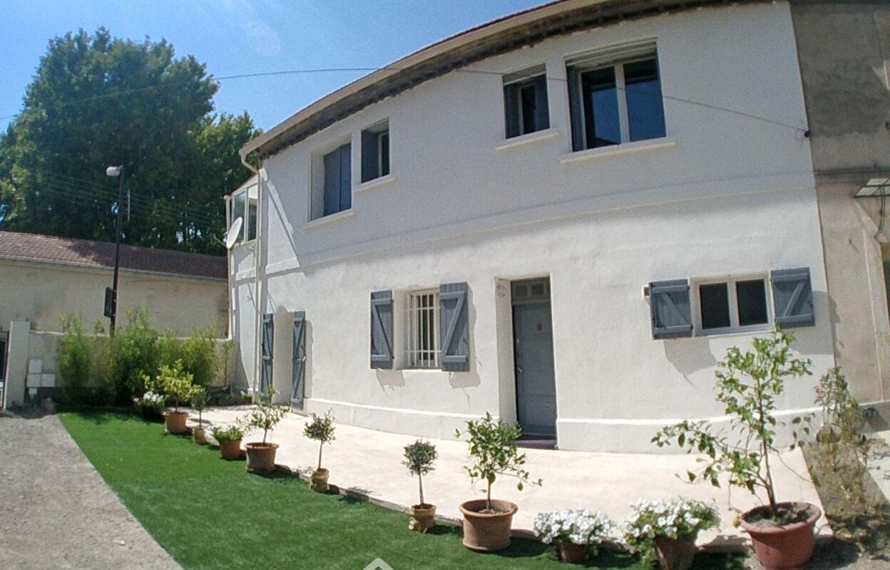 maison 4 pièces 82 m2 à vendre à Avignon (84000)