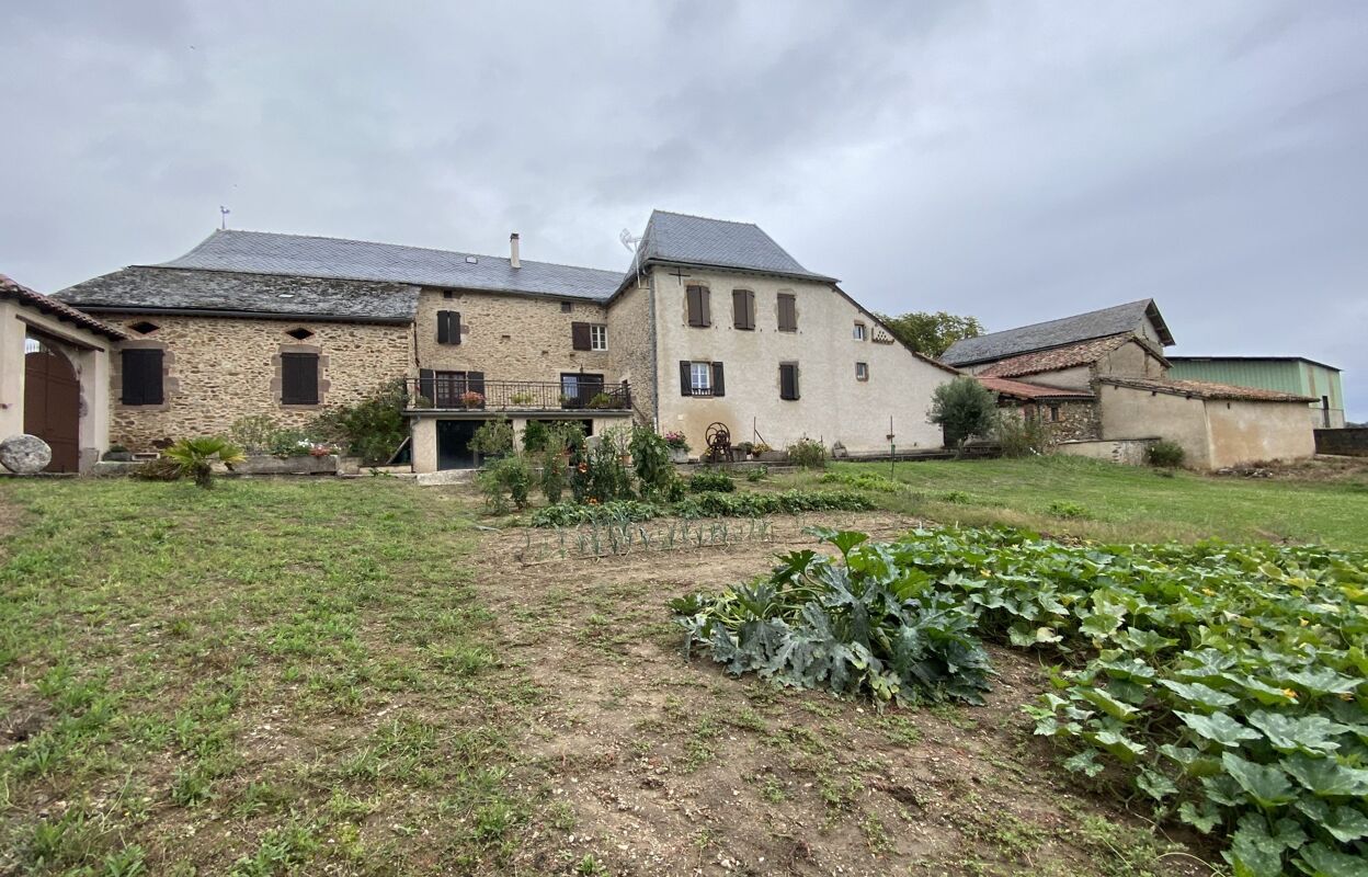 maison 8 pièces 300 m2 à vendre à Monestiés (81640)