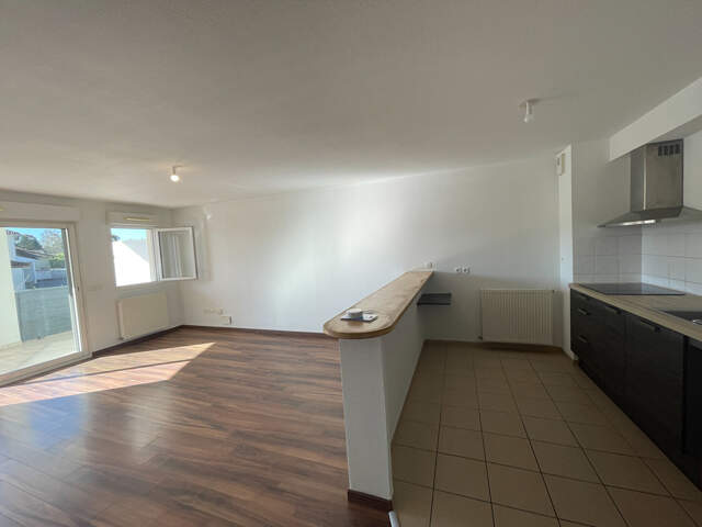 APPARTEMENT T3 DE STANDING À VENDRE À LONS — photo du bien