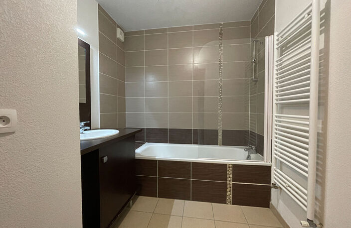 APPARTEMENT T3 DE STANDING À VENDRE À LONS — photo 5