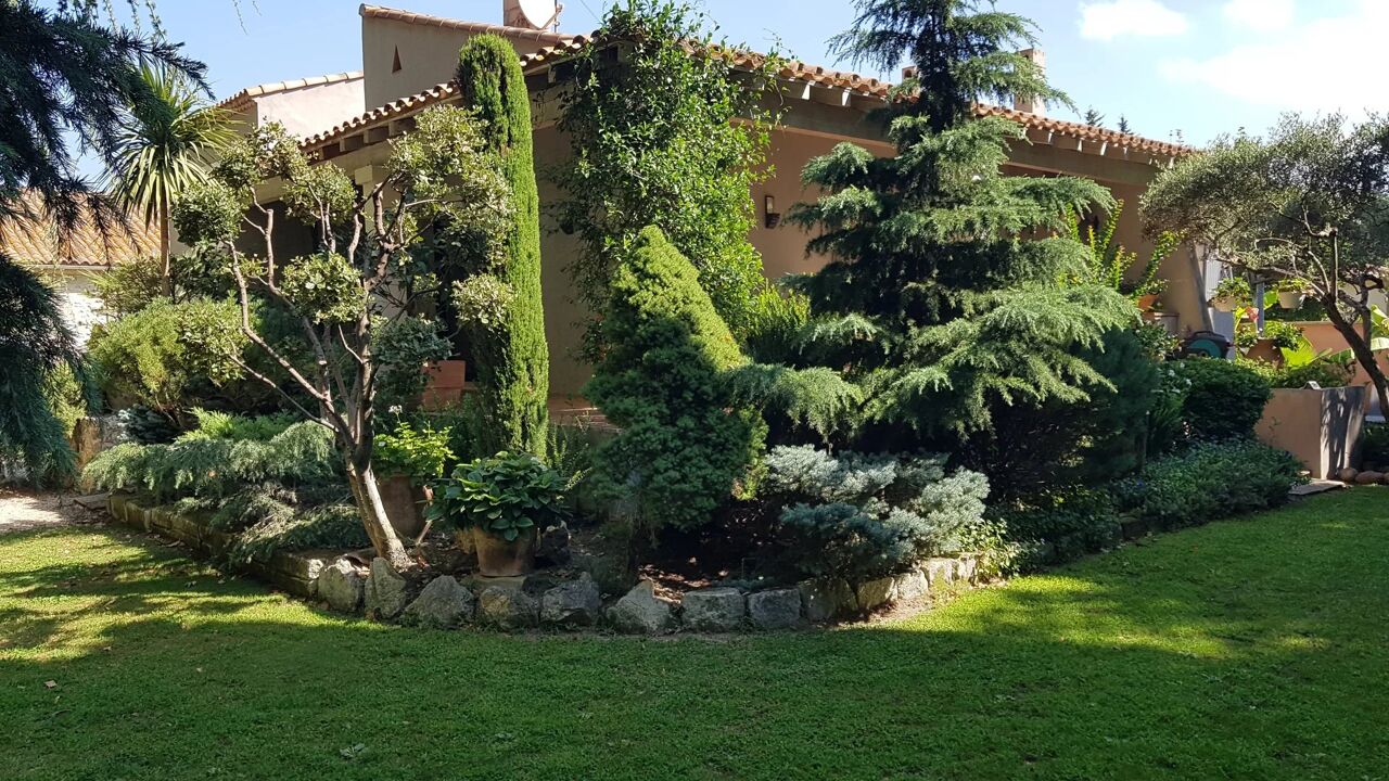 maison 6 pièces 200 m2 à vendre à Fontvieille (13990)