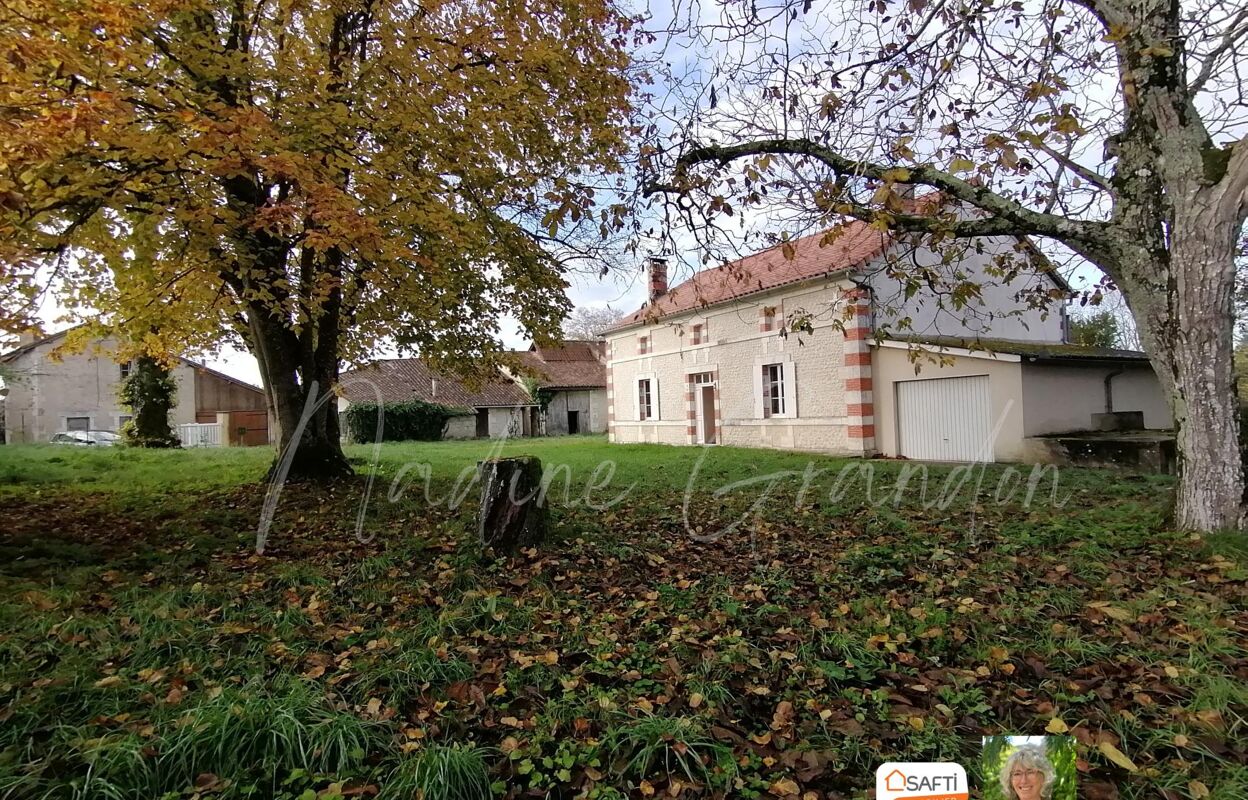 maison 4 pièces 124 m2 à vendre à Aubeterre-sur-Dronne (16390)