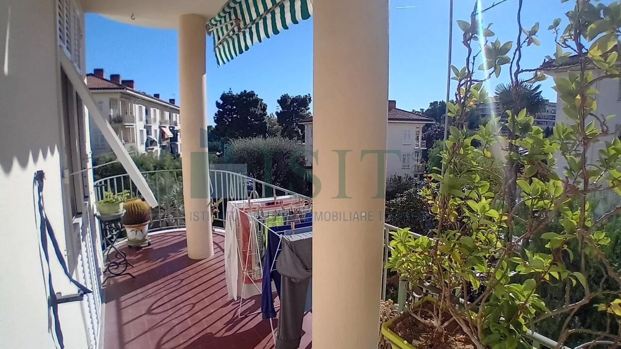 appartement 3 pièces 73 m2 à vendre à Nice (06200)