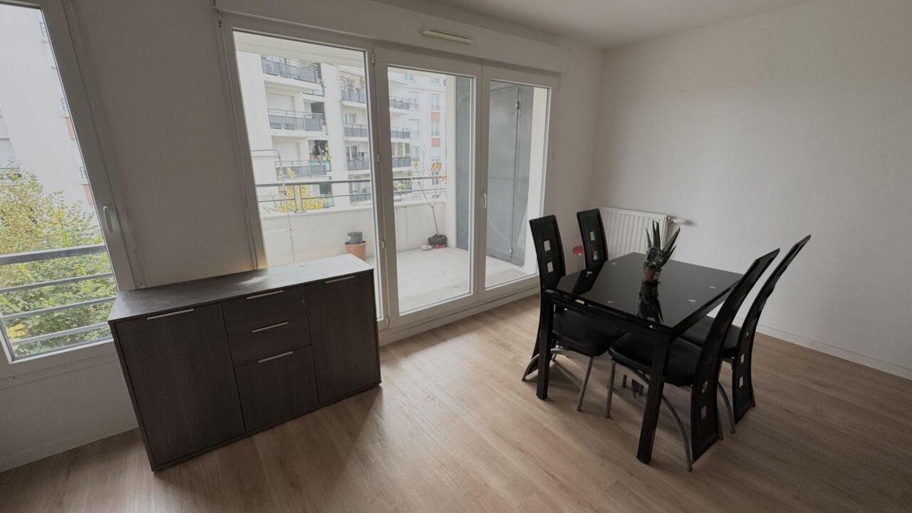 appartement 3 pièces 64 m2 à louer à Romainville (93230)